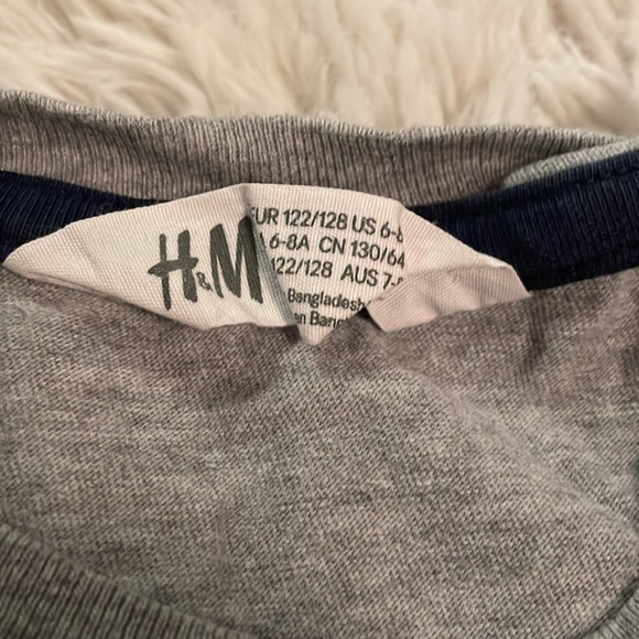 Boys size 6 shorts and shirts - Picture 14 of 16